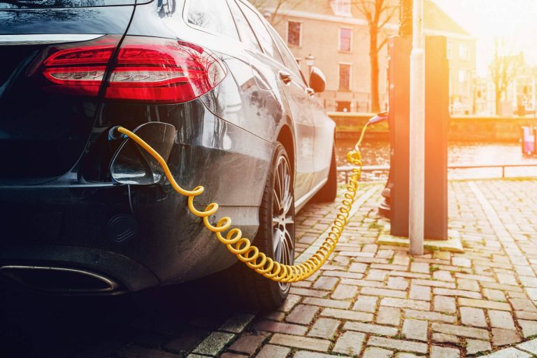 La transición de la sociedad hacia los coches eléctricos, por M10Selection