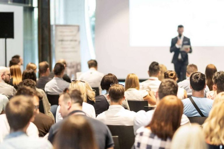 El evento de Coaching Cuántico contará con distintos ponentes para reflexionar sobre la relación con uno mismo, el amor propio y los procesos de transformación personal