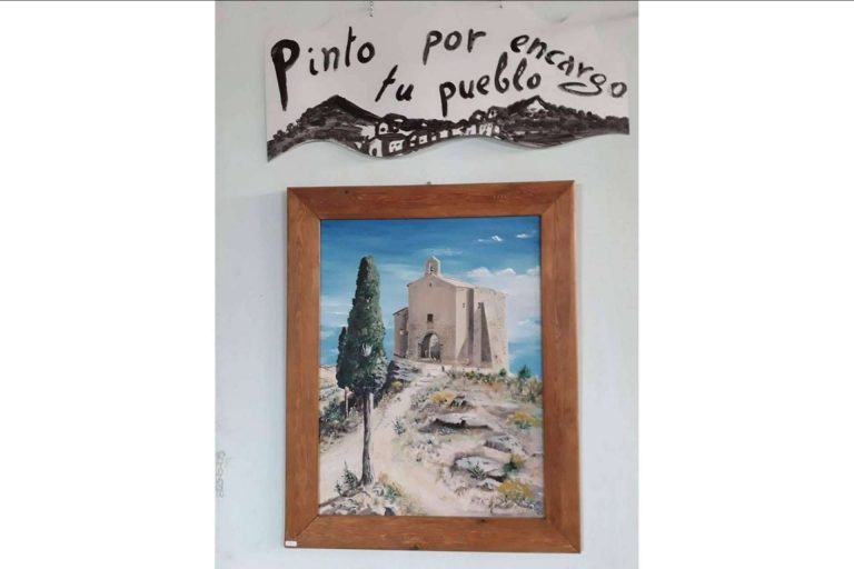 El artista Miguel Estaña vende sus obras en su página web El Pintor de Internet y ofrece un taller en braille