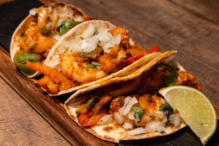 La Llorona, disfrutar de una comida con los amigos o la familia