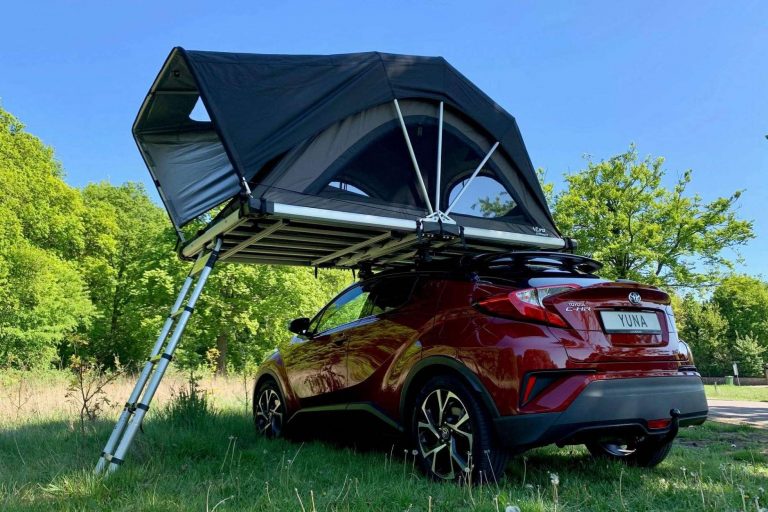 Fox Camper, distribuidora exclusiva en España de las marcas Sheepie y Eezi Awn, explica por qué son tan populares las tiendas de techo para coches o furgonetas