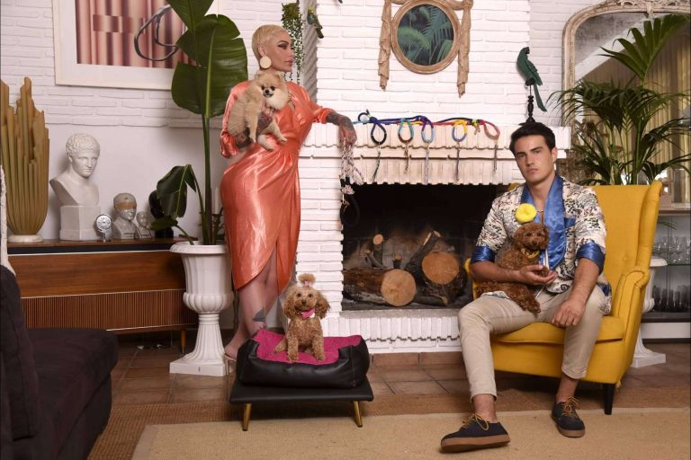 Elegantes, señoriales, dinámicas y sencillas, es como Áreacanina.com describe sus correas elaboradas a mano con materiales de gran calidad