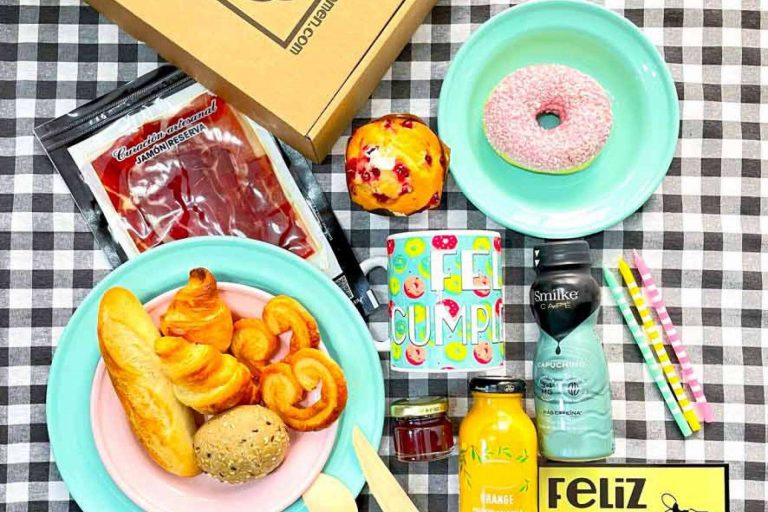 Los detalles de Las Flores No Se Comen, enviar desayunos a domicilio personalizados a cualquier parte de España y Portugal