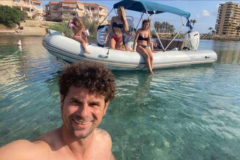Alquiler barco La Manga con la compañía Marina Center