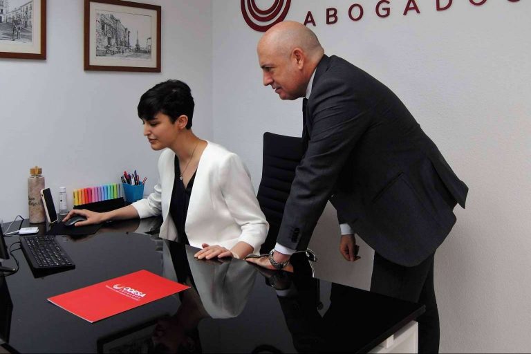 Odesa Abogados y la diferencia entre separación y divorcio