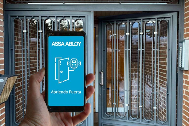 Los servicios de ASSA ABLOY, enfocados en la automatización de puertas residenciales