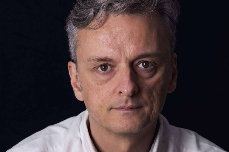 El libro que habla de la nueva economía se llama El Buen Capitalista