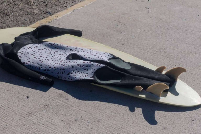 Gran variedad de trajes de surf en la tienda online Watsay