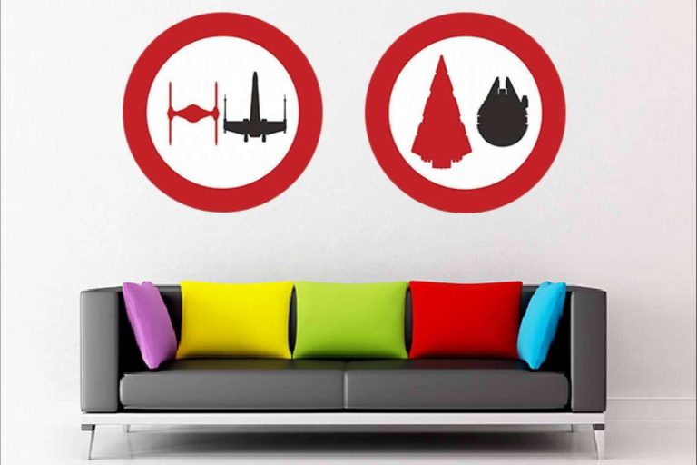 Murales y vinilos decorativos para gente muy friki con Tres en un Burro