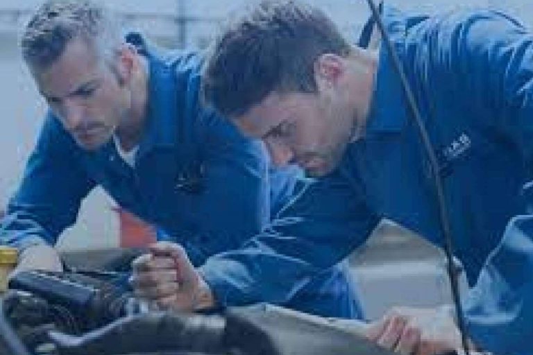 LR Autogas, para conseguir ahorrar en combustible y obtener la etiqueta ECO, lleva a cabo la transformación de coches a GLP y GNC