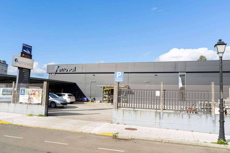 Ferroval permite mantener las pertenencias a salvo con las cajas seguridad y candados que ofrece