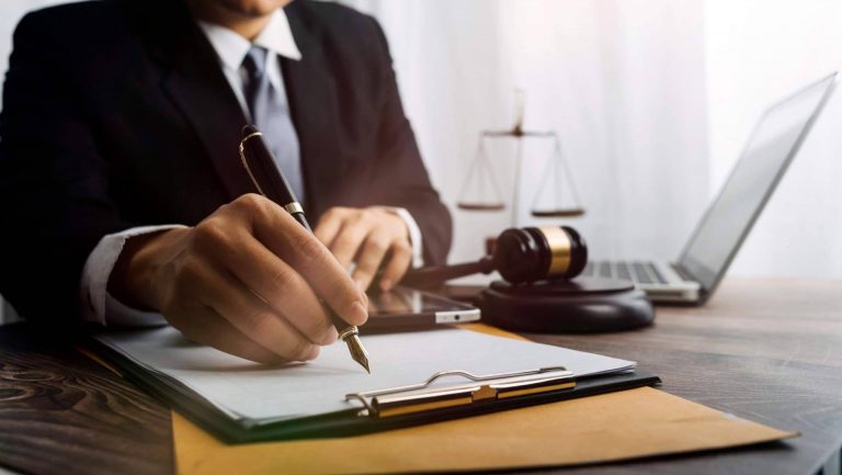 Necesito un Abogado, reclamar abusos bancarios hipotecas