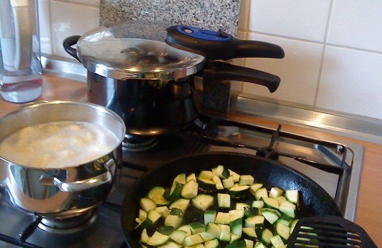 Manitas de cerdo: así se hacen en olla a presión