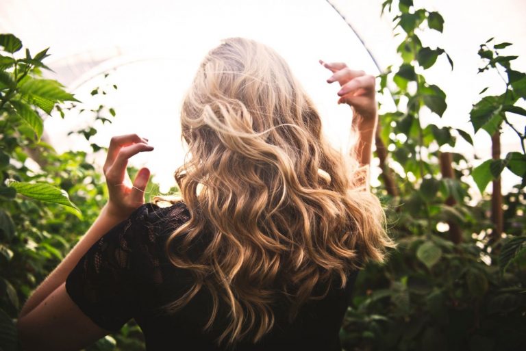 Cómo Conseguir el Look Perfecto en Madrid: Belleza a Domicilio sin Estrés