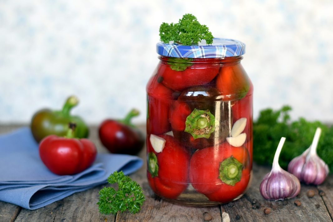 10 recetas de conservas que puedes almacenar en casa
