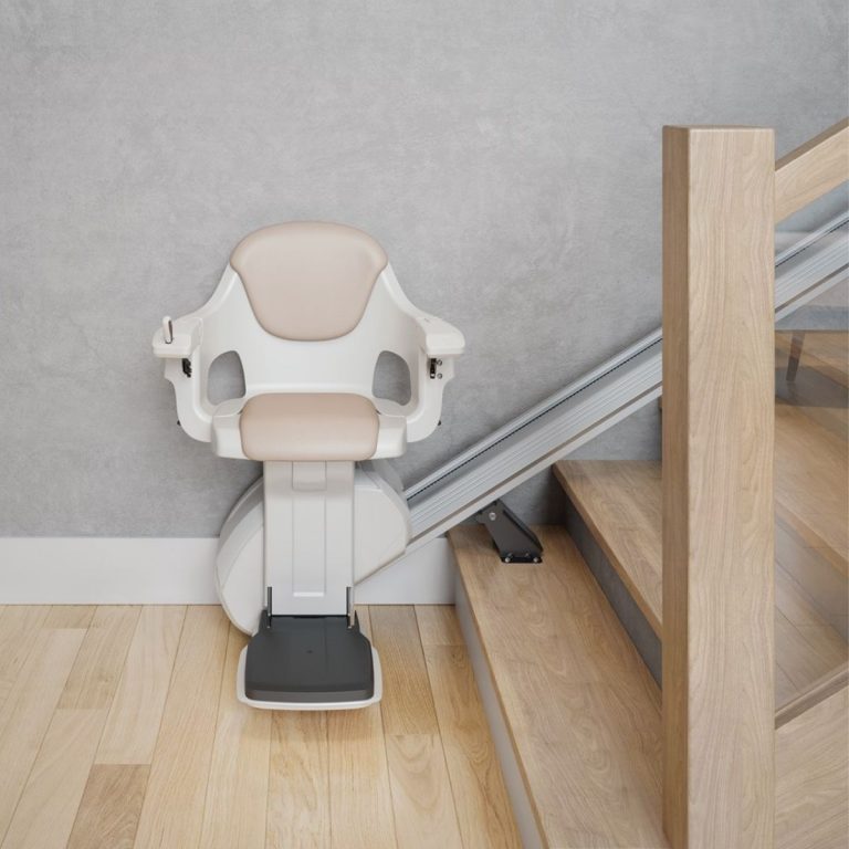 ¿Cómo pueden mejorar nuestra calidad de vida las sillas salvaescaleras?