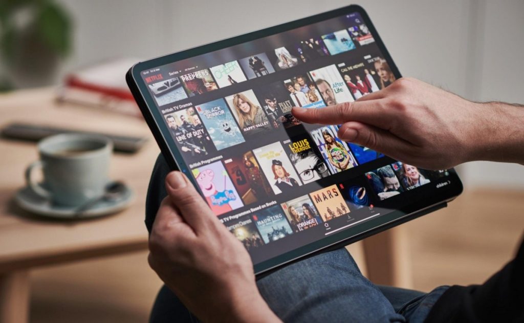 10 series de Netflix que debes ver antes de que acabe 2021 48 10 series de Netflix que debes ver antes de que acabe 2021