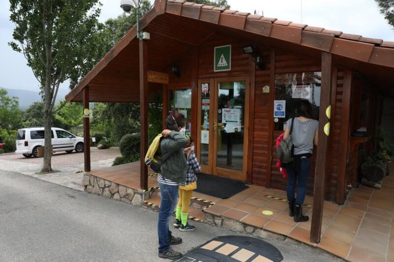 Las pernoctaciones extrahoteleras se triplican en octubre, pero aún no superan el nivel prepandemia