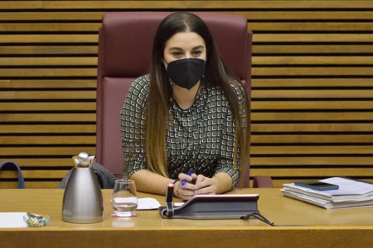 Consejera sobre la muerte de burros en Desert de Les Palmes: ''Hicimos lo que tocaba ante una circunstancia discutible''