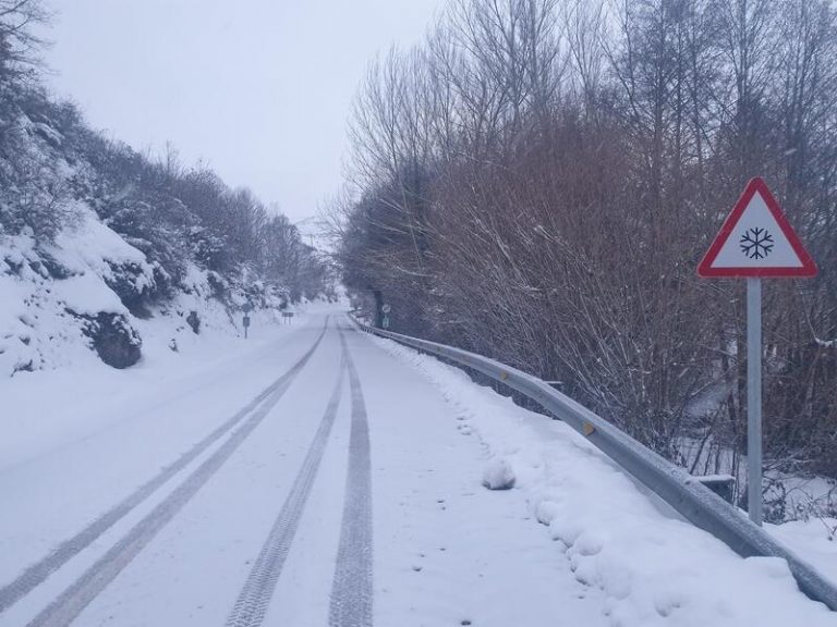 Protección Civil alerta por viento, oleaje y nevadas a buena parte de la Península y Baleares