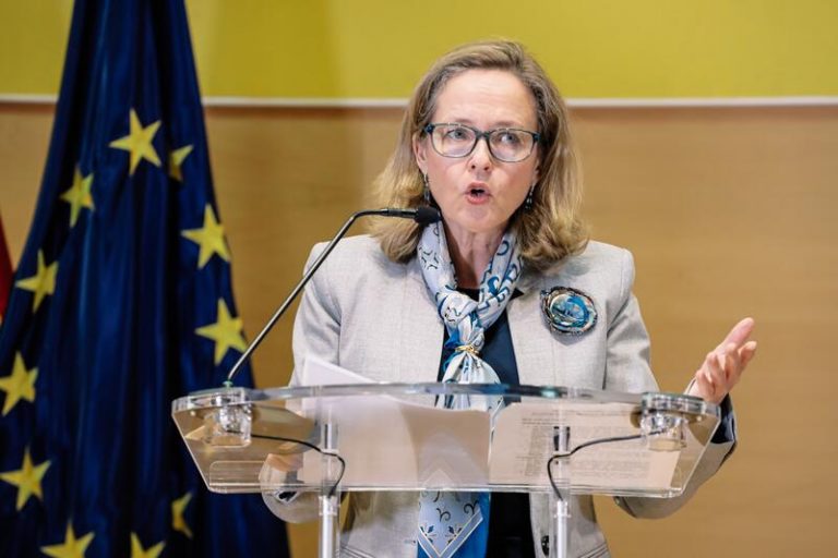 Calviño: Desde el inicio de la pandemia tomaron 