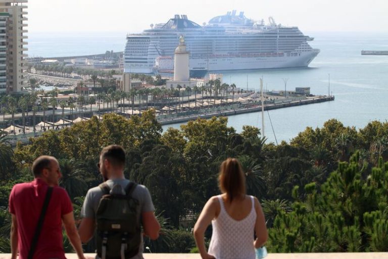 El PP pide medidas para eliminar tasas turísticas y atenuar otras que afectan a los alojamientos
