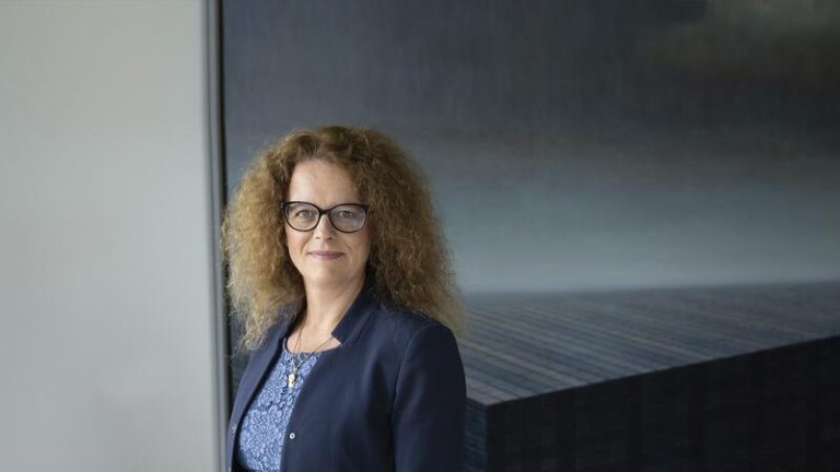 Schnabel avisa de que subir tipos antes de tiempo podría asfixiar la recuperación