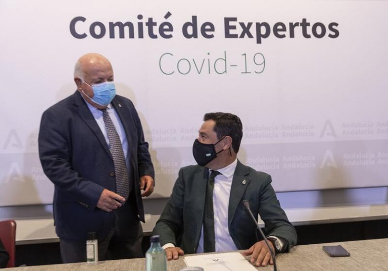 Andalucía reúne esta tarde al comité de expertos para debatir si implanta pasaporte en ocio