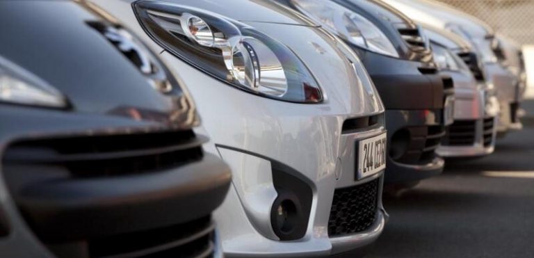 El mercado de turismos de segunda mano se recupera ligeramente en noviembre tras cuatro meses de caída