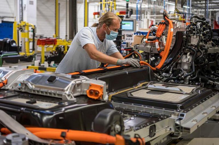 Más de 40 ONG piden que la ley europea de baterías no entre 