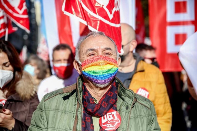 Álvarez demanda a la patronal negociación colectiva para evitar la pérdida de poder adquisitivo