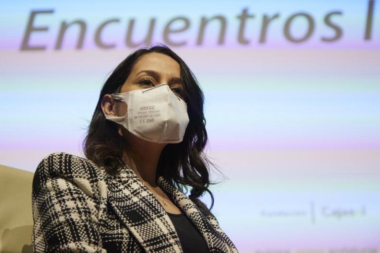 Arrimadas carga contra Sánchez por nombrar a Subirats