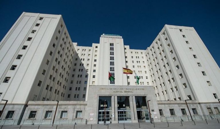 Andalucía sube 45 hospitalizados hasta 576 y supera los 100 ingresados en UCI
