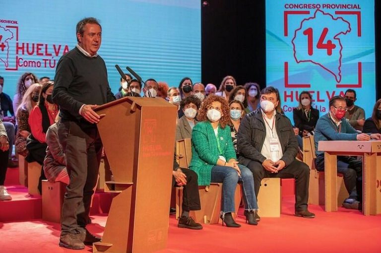 Espadas aboga por el municipalismo y por una 