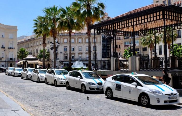 Tarragona, San Sebastián y Vitoria, las ciudades con las tarifas de taxi más caras en 2021