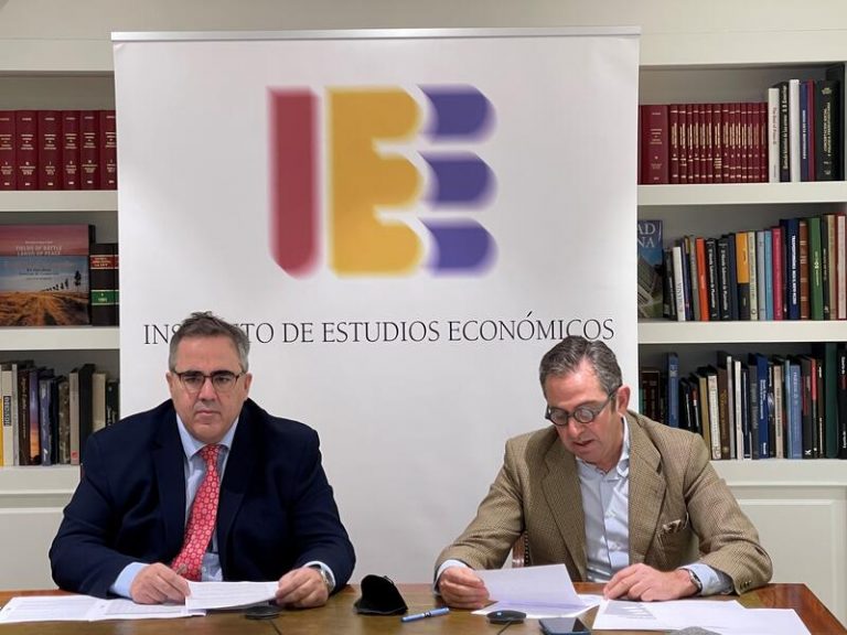 El IEE recorta al 4,6% su previsión de crecimiento para este año