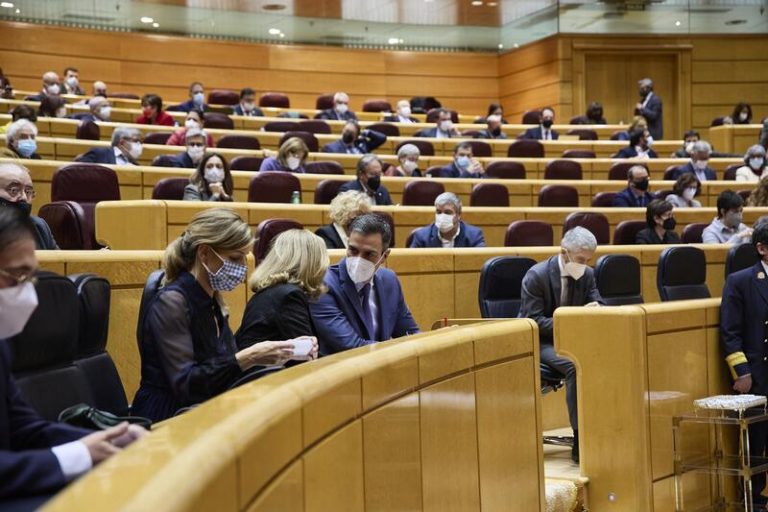 Los Presupuestos de 2022 volverán al Congreso tras aprobar el Senado una enmienda sobre lenguas minoritarias