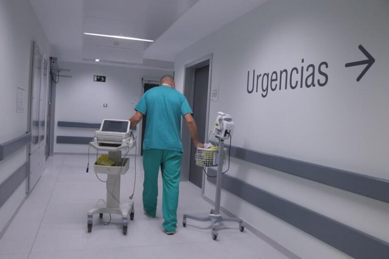 Castilla-La Mancha contabiliza 965 casos nuevos, 39 enfermos UCI y 3 fallecidos