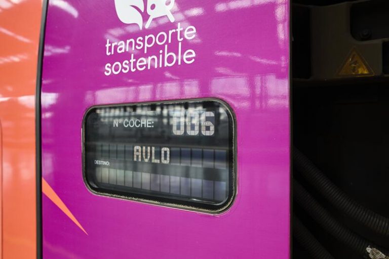 Renfe triplica sus viajeros en la línea Madrid-Barcelona desde el estreno de Avlo en junio