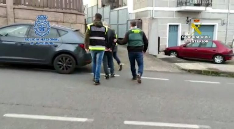 Detenido el piloto de un helicóptero siniestrado en el Estrecho en el que perdió la vida el copiloto