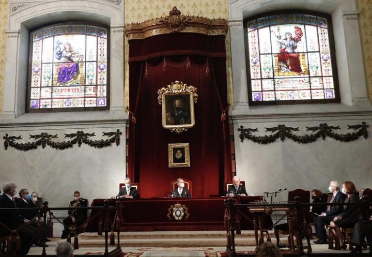 Madrid ayuda a la Real Academia Española en la promoción y difusión del español