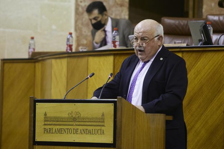 El Consejero de Salud andaluz: 