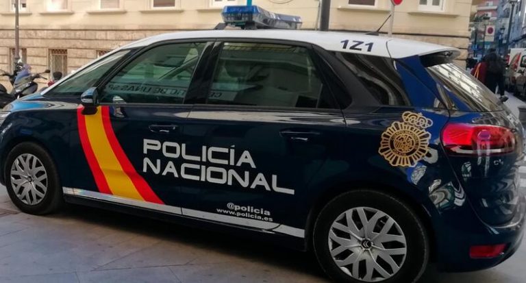 Detenidos por lanzar a un hombre desde un coche en marcha y seguidamente atropellarlo