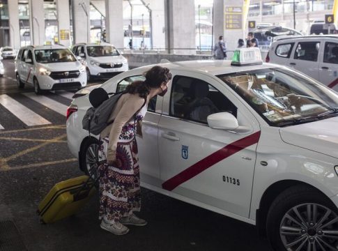 El taxi pedirá indemnización de 2.500 millones a la Comunidad de Madrid El taxi pedirá indemnización de 2.500 millones a la Comunidad de Madrid
