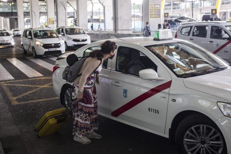 El taxi pedirá indemnización de 2.500 millones a la Comunidad de Madrid