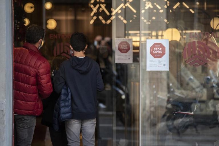 Valencina mantendrá las restricciones para Nochevieja