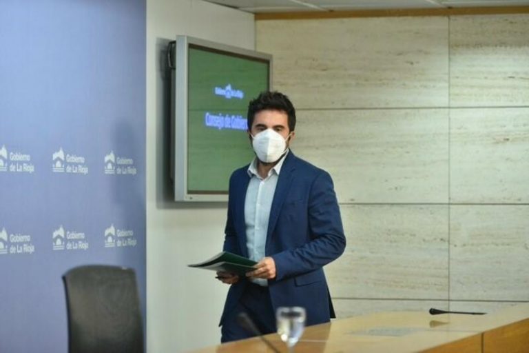 La Rioja acuerda que bares, eventos y discotecas cerrarán a la una y amplia pasaporte COVID