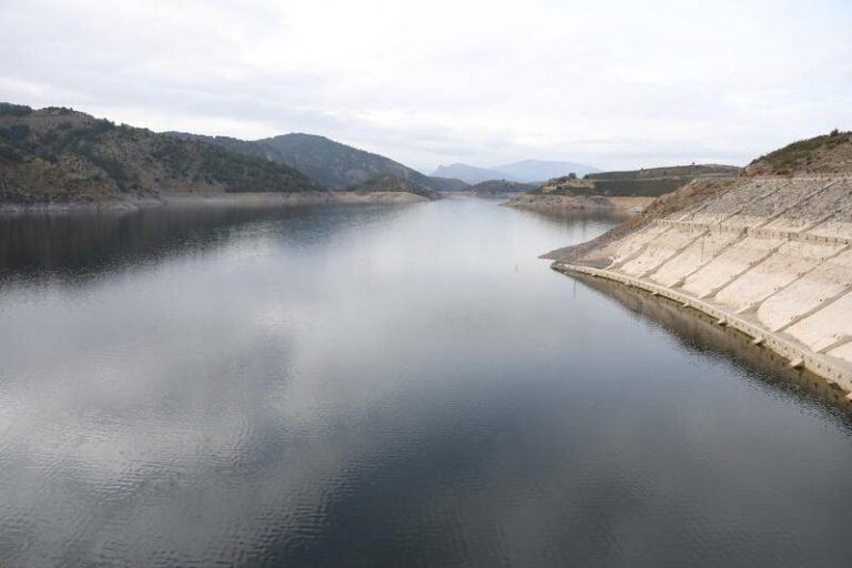 Telefónica Tech y Contazara desplegarán 130.000 contadores inteligentes para Canal de Isabel II