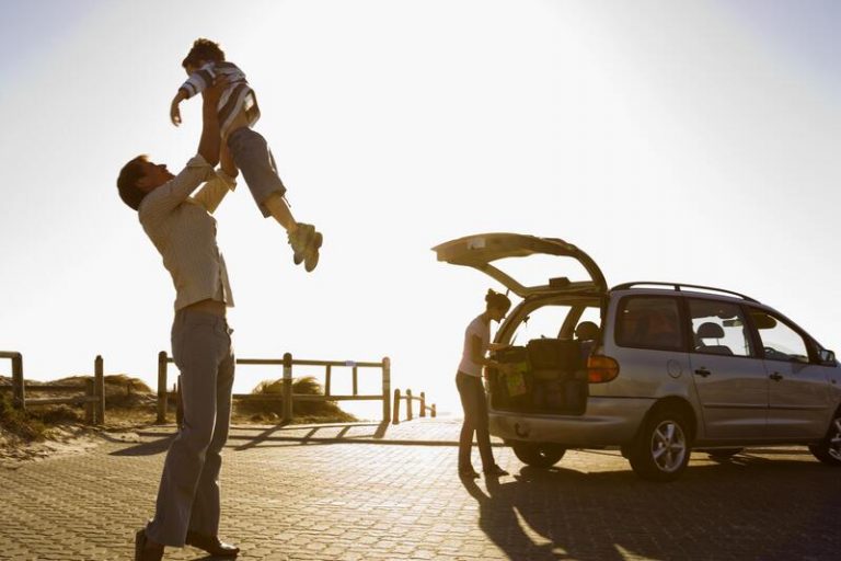 Destino nacional, en coche y durante el verano, los viajes de los españoles en 2021