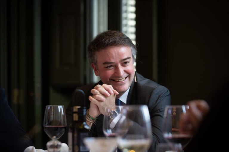 La AP de Barcelona avala investigar un posible desvío de fondos UE de Madí por una charla en la que alude a Iván Redondo